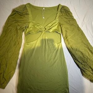 Green long sleeve dress with cut out